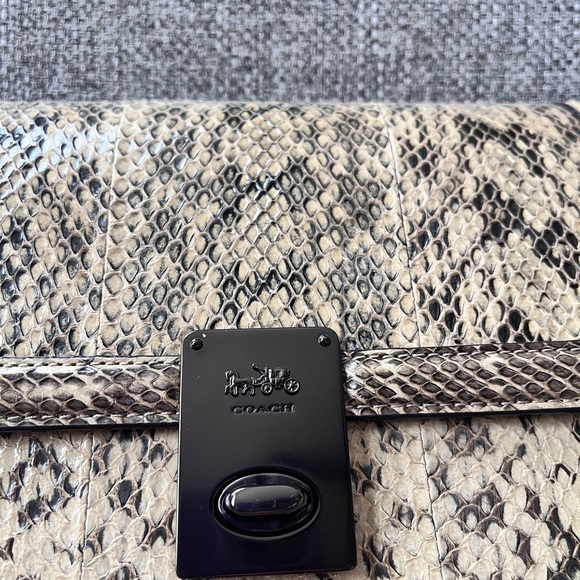 Coach Purse - Picture 4 of 12